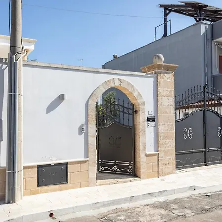 Quadrilocale Raffaello A - Apulia Vakantiehuis Ugento