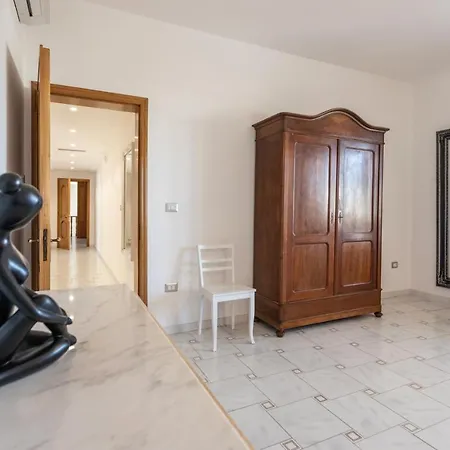 Quadrilocale Raffaello A - Apulia *