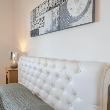 Quadrilocale Raffaello A - Apulia 우겐토