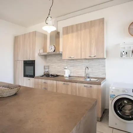 펜션 Quadrilocale Raffaello A - Apulia 우겐토